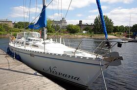 Jahtas Nirvana noma Rīgā